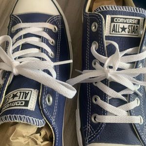 Converse blue leather size 7&1/2 men